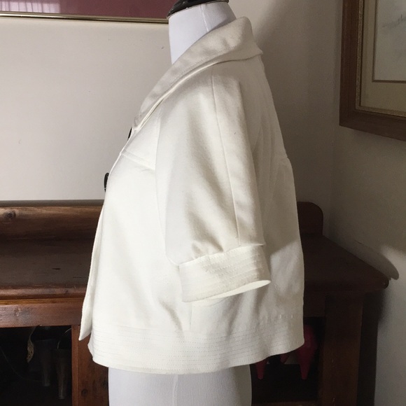 Essentials by ABS crop jacket. Size 6 - Picture 3 of 8